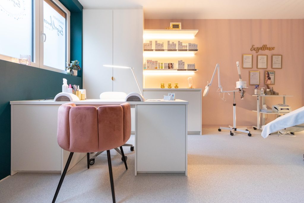 Duurzame merken en biologische schoonheidsproducten in schoonheidssalon Exzellence Schoten met milieuvriendelijke ingrediënte